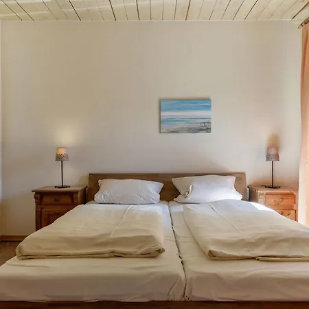 Feriehus 4 *